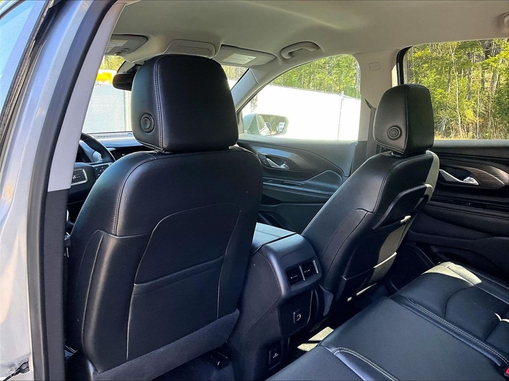 Used 2023 GMC Terrain SLT AWD/4WD image 22