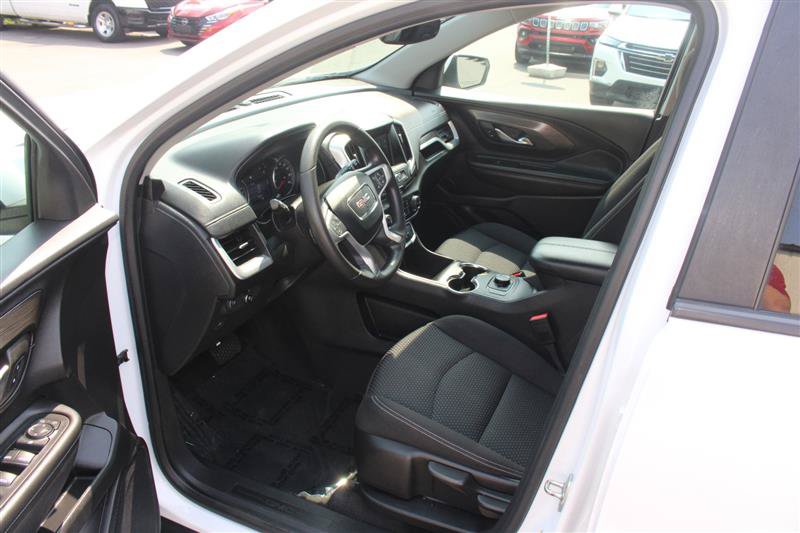 Used 2022 GMC Terrain SLE FWD image 10