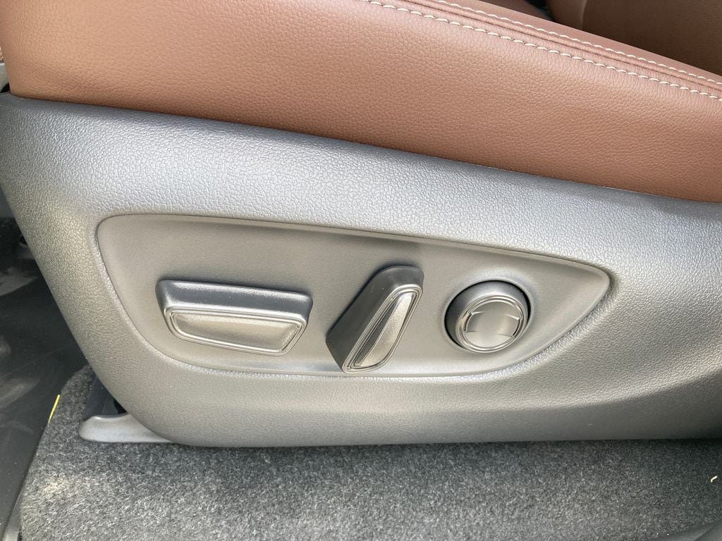 New 2027 Toyota Land Cruiser AWD/4WD image 12