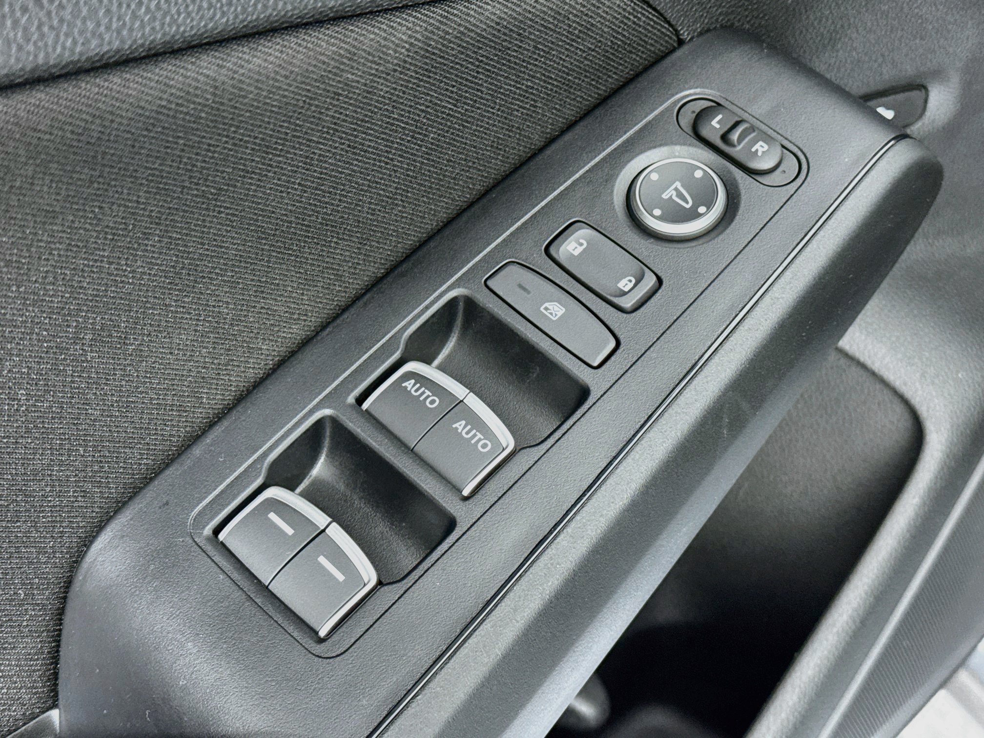 Certified 2025 Honda Civic Sport image 17