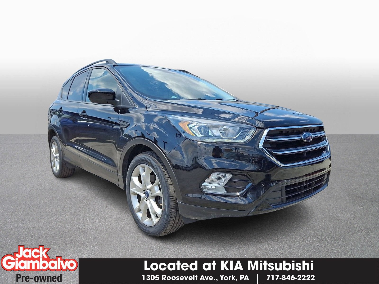 Used 2018 Ford Escape SE w/ SE Sport Appearance Package