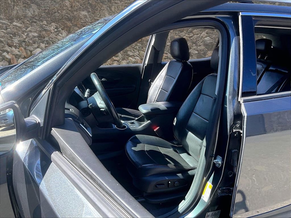 Used 2020 GMC Terrain SLT image 21