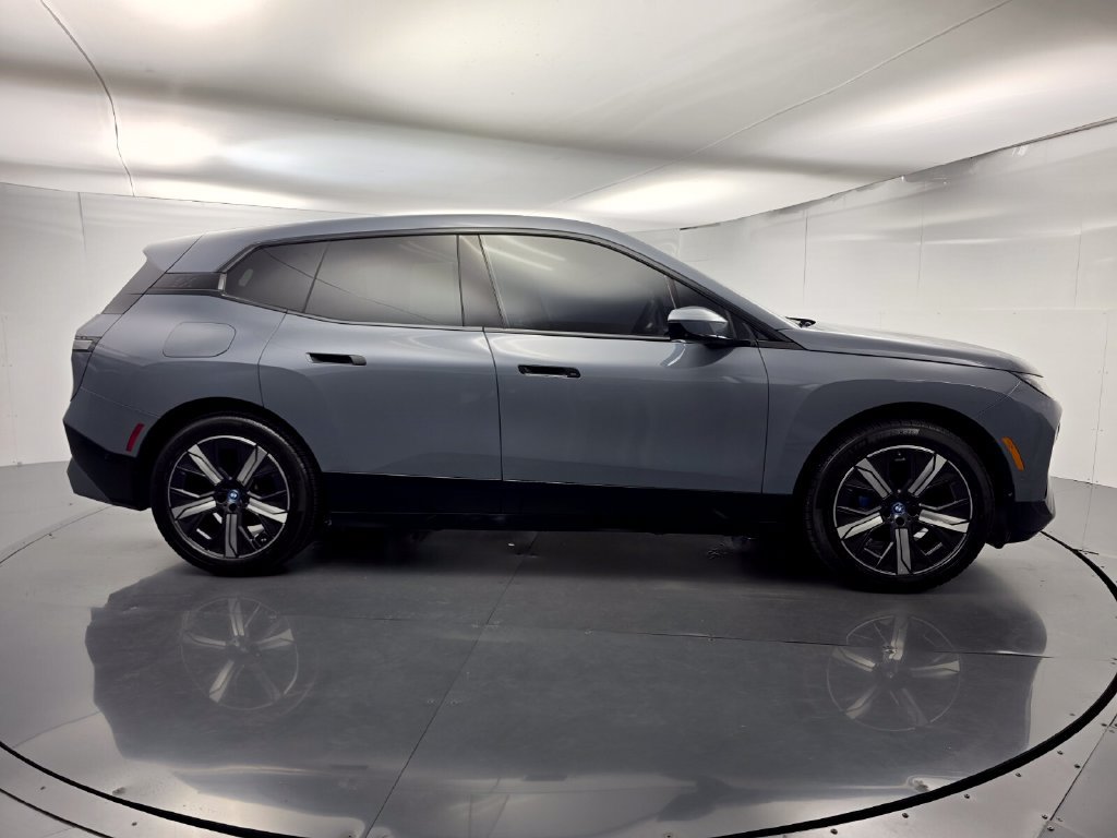 Certified 2024 BMW iX xDrive50 w/ Sport Package AWD/4WD image 3