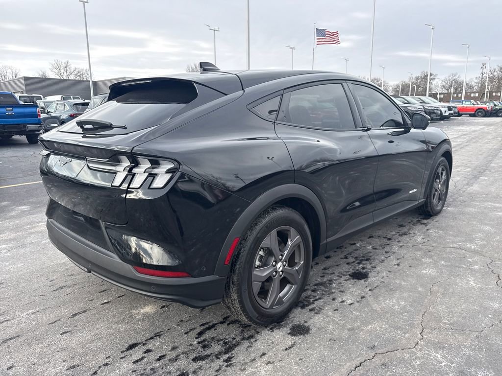 Used 2023 Ford Mustang Mach-E Select image 7