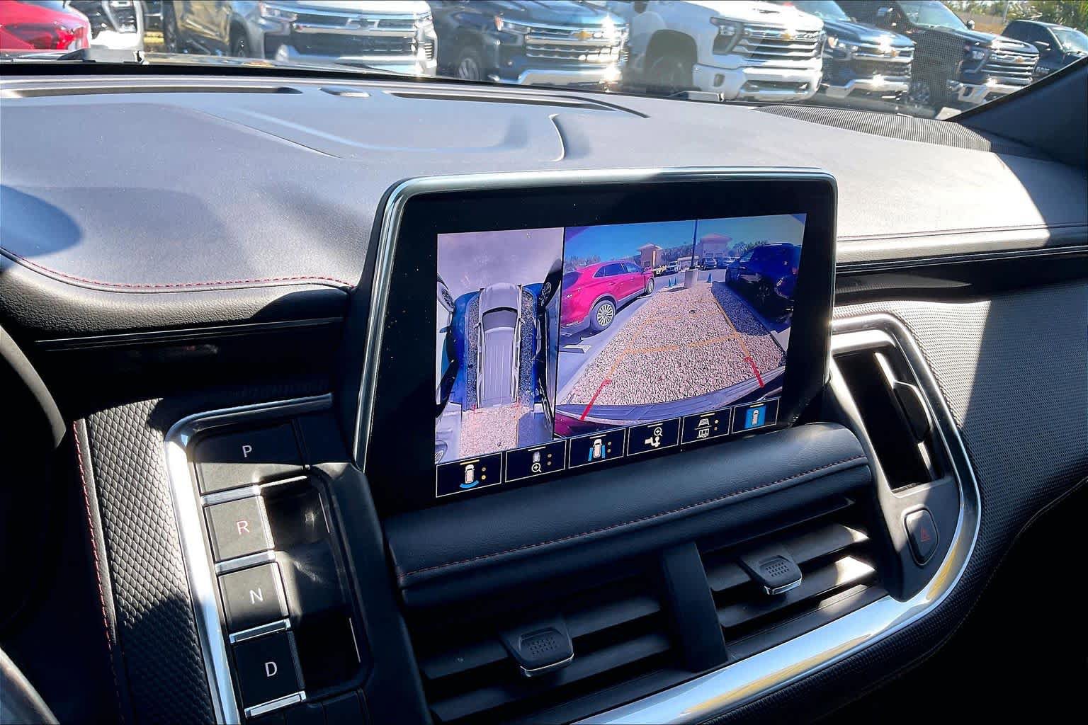 Used 2021 Chevrolet Tahoe RST w/ Luxury Package RWD image 21