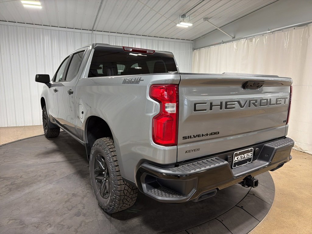 New 2026 Chevrolet Silverado 1500 LT Trail Boss w/ Dark Appearance Package image 6