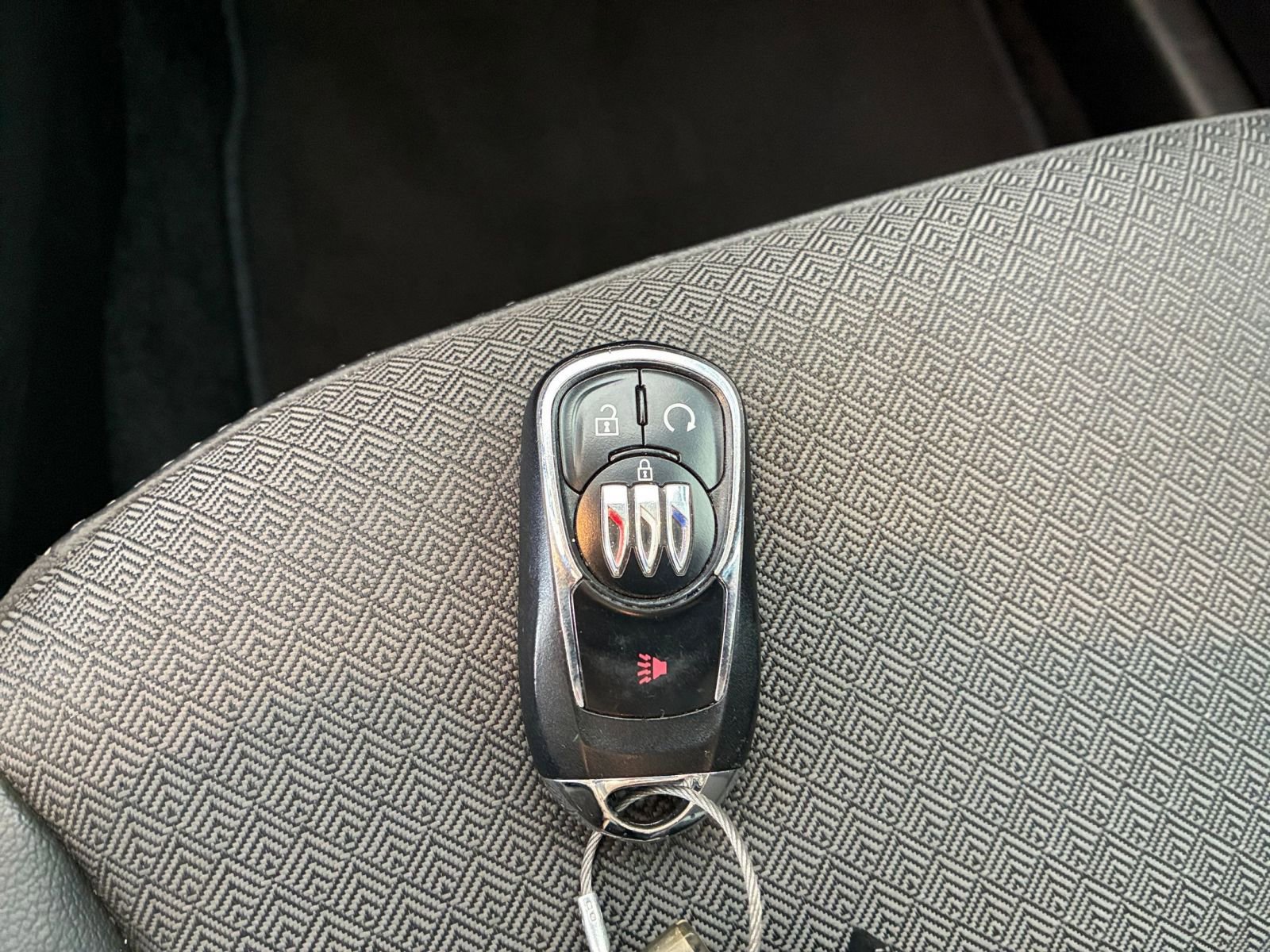 Used 2025 Buick Encore GX Preferred FWD image 23