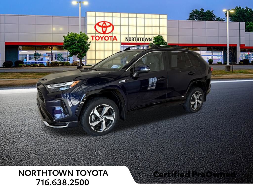 Used 2023 Toyota RAV4 SE w/ Weather & Moonroof Package AWD/4WD video 1