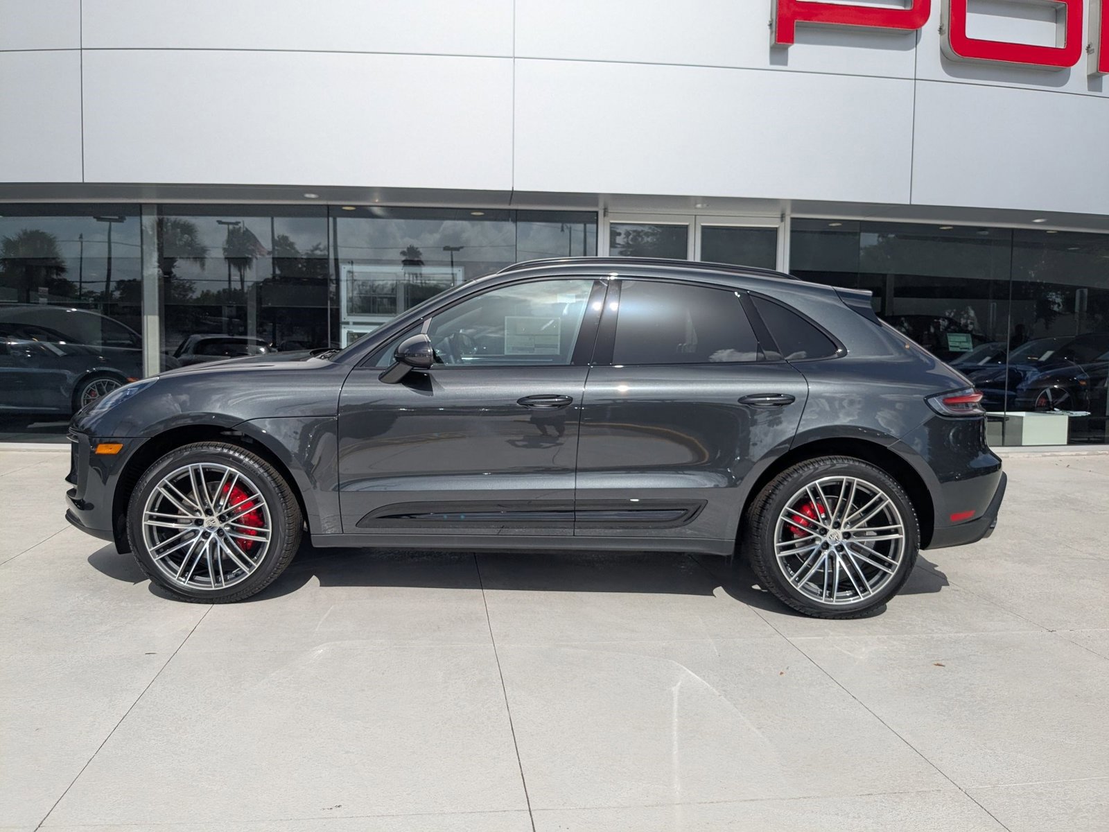 New 2025 Porsche Macan S image 2