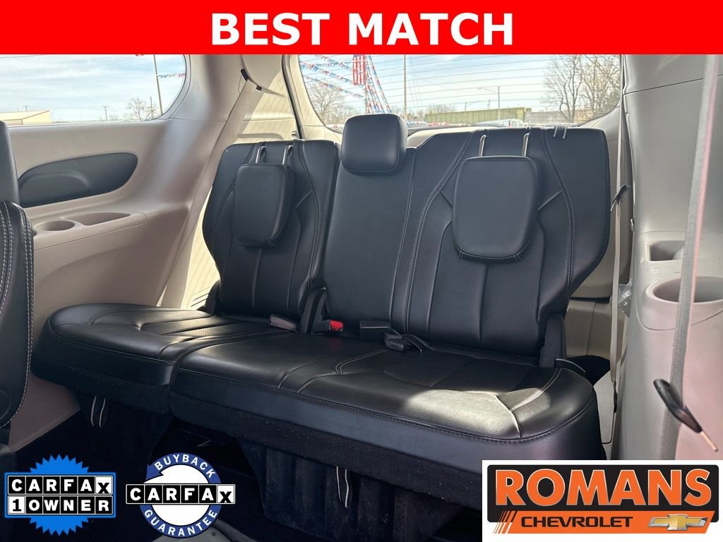 Used 2024 Chrysler Pacifica Touring-L FWD image 23