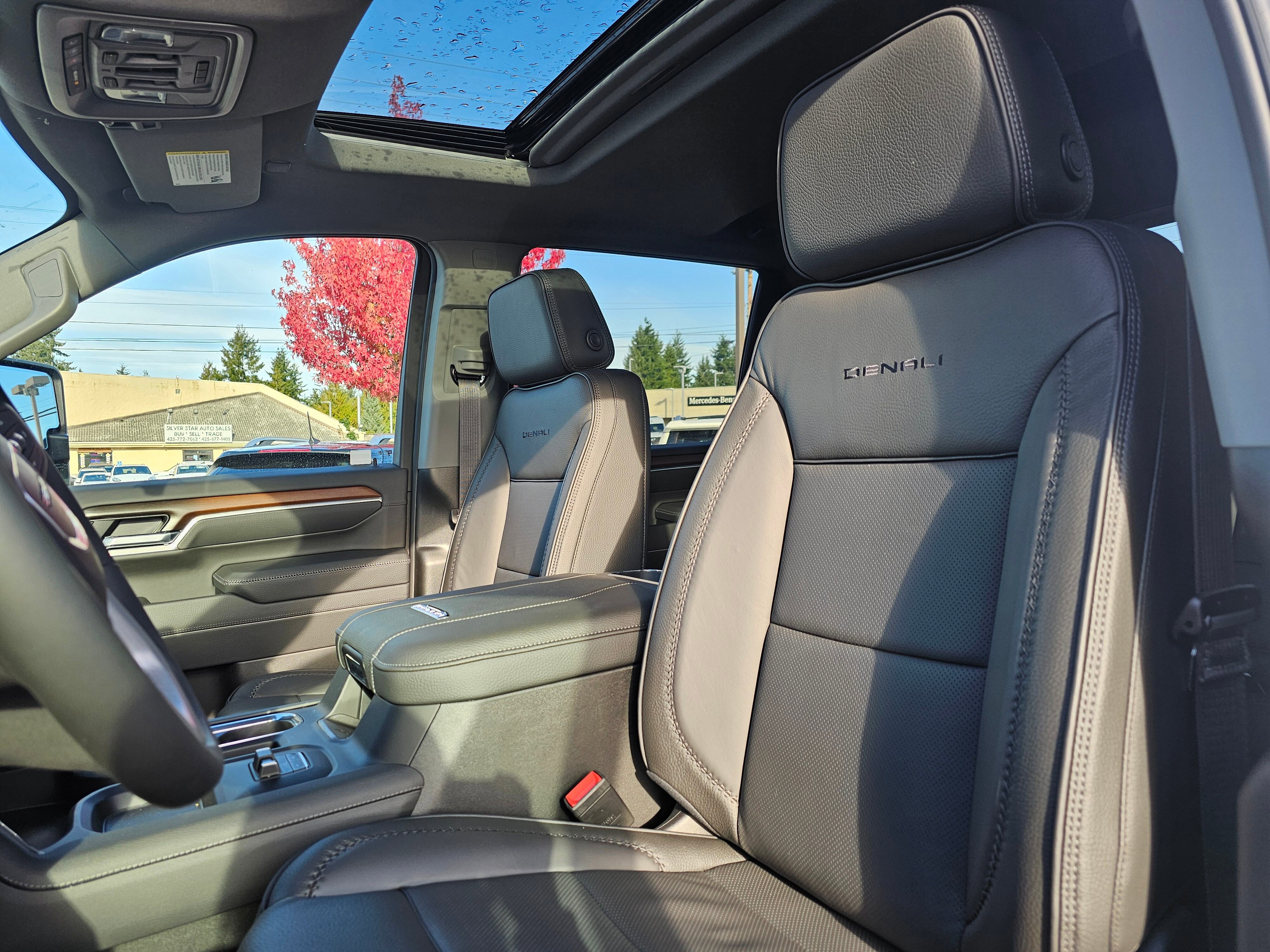 New 2026 GMC Sierra 2500 Denali w/ Denali Reserve Package image 16