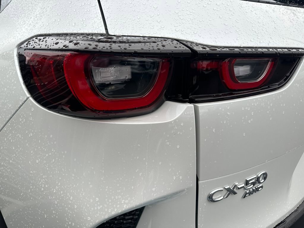 Used 2025 MAZDA CX-50 AWD 2.5 S w/ Premium Package image 10