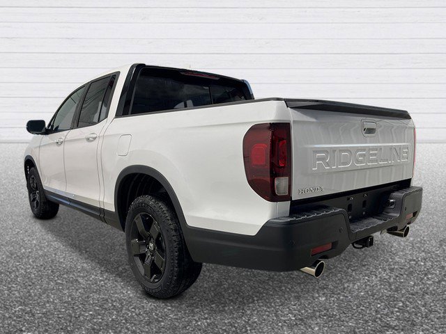 New 2026 Honda Ridgeline Black Edition image 4