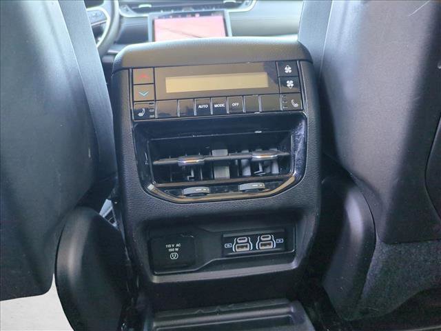 Used 2021 Jeep Grand Cherokee L Limited image 16