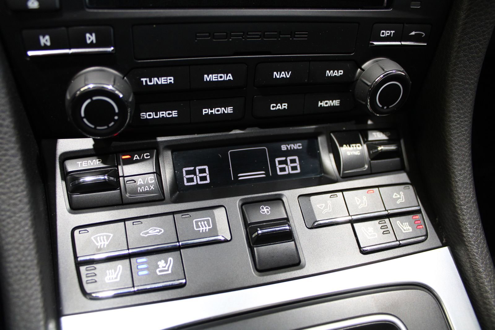 Used 2021 Porsche 718 Cayman S RWD image 32