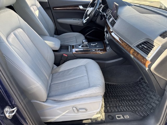 Used 2018 Audi Q5 2.0T Premium Plus AWD/4WD image 25