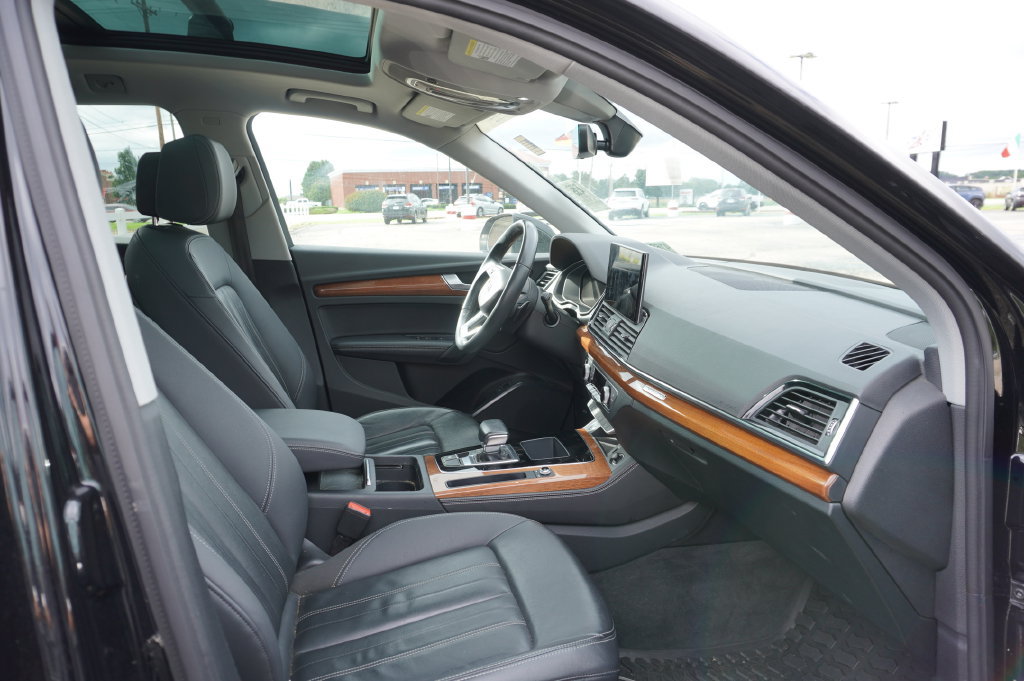 Used 2022 Audi Q5 2.0T Premium Plus AWD/4WD image 9