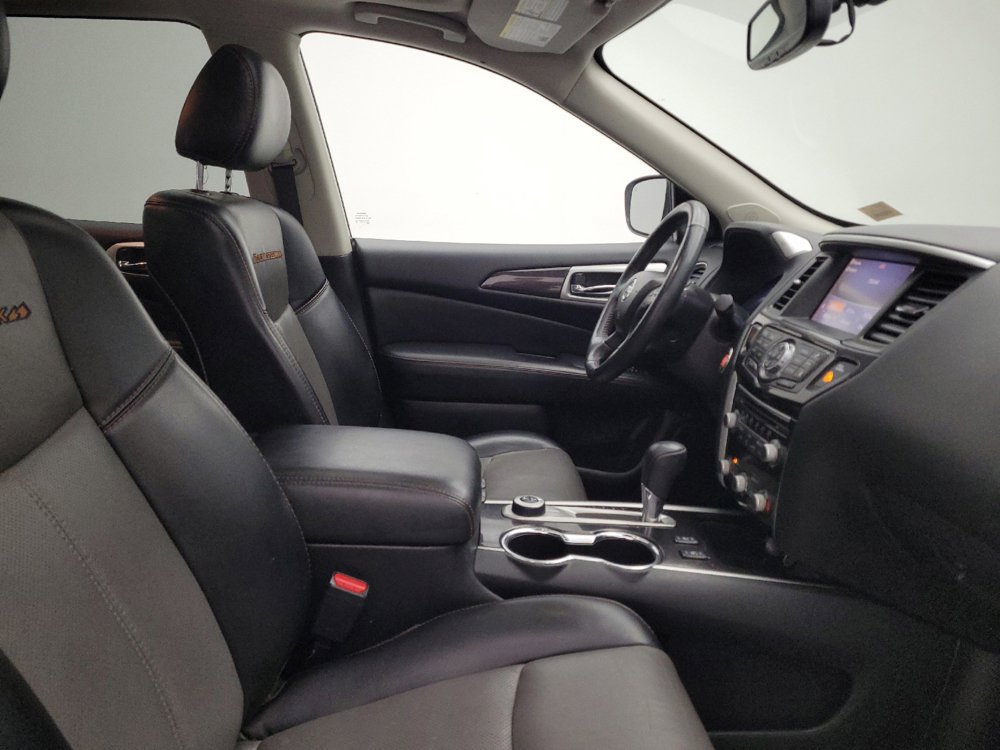Used 2019 Nissan Pathfinder SL AWD/4WD image 21