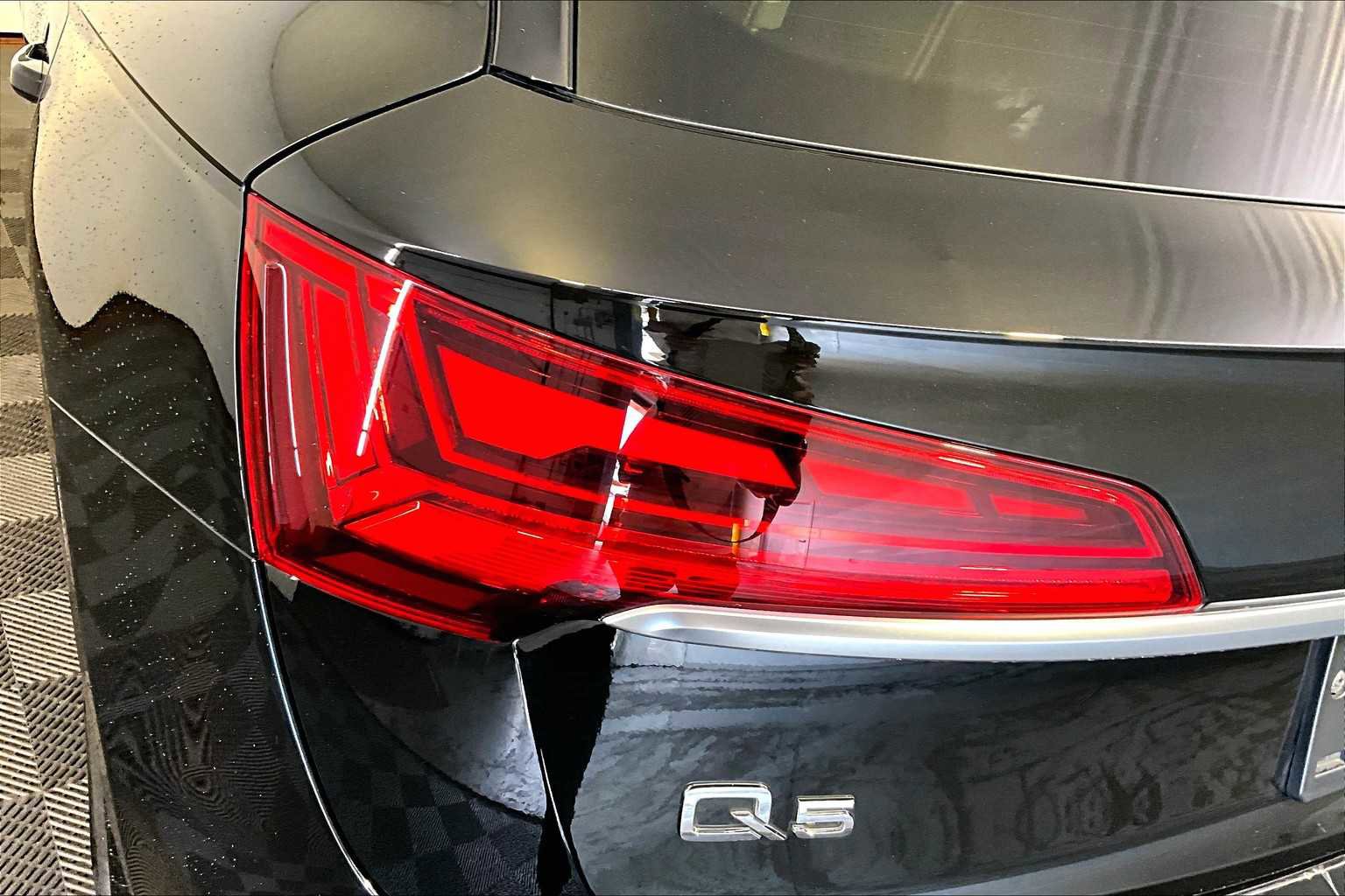 Used 2023 Audi Q5 2.0T Premium Plus w/ Premium Plus Package image 27