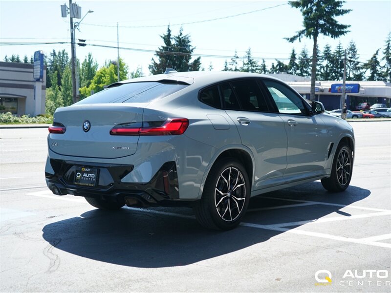 Used 2024 BMW X4 xDrive30i AWD/4WD image 4