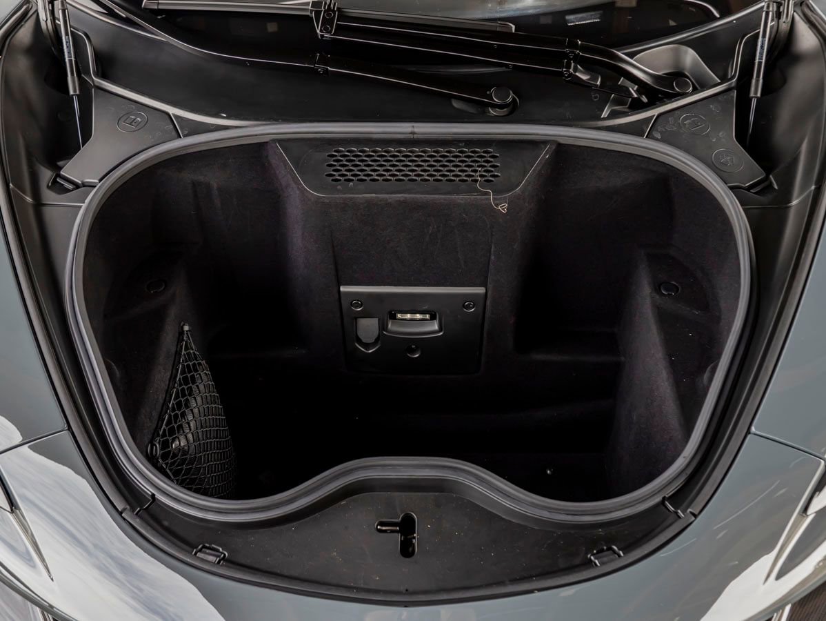 Used 2019 McLaren 600LT RWD image 28