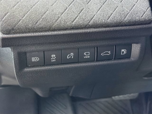 Used 2025 Toyota Camry XLE w/ Premium Plus Package AWD/4WD image 16