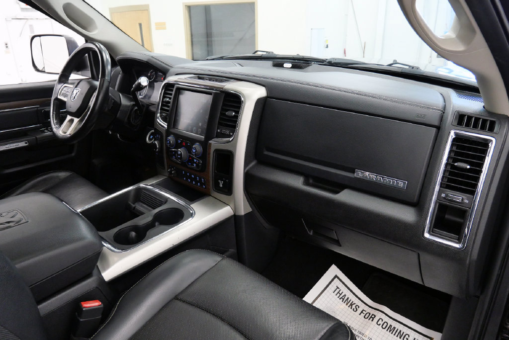 Used 2017 RAM 2500 Laramie w/ Sport Appearance Group AWD/4WD image 16