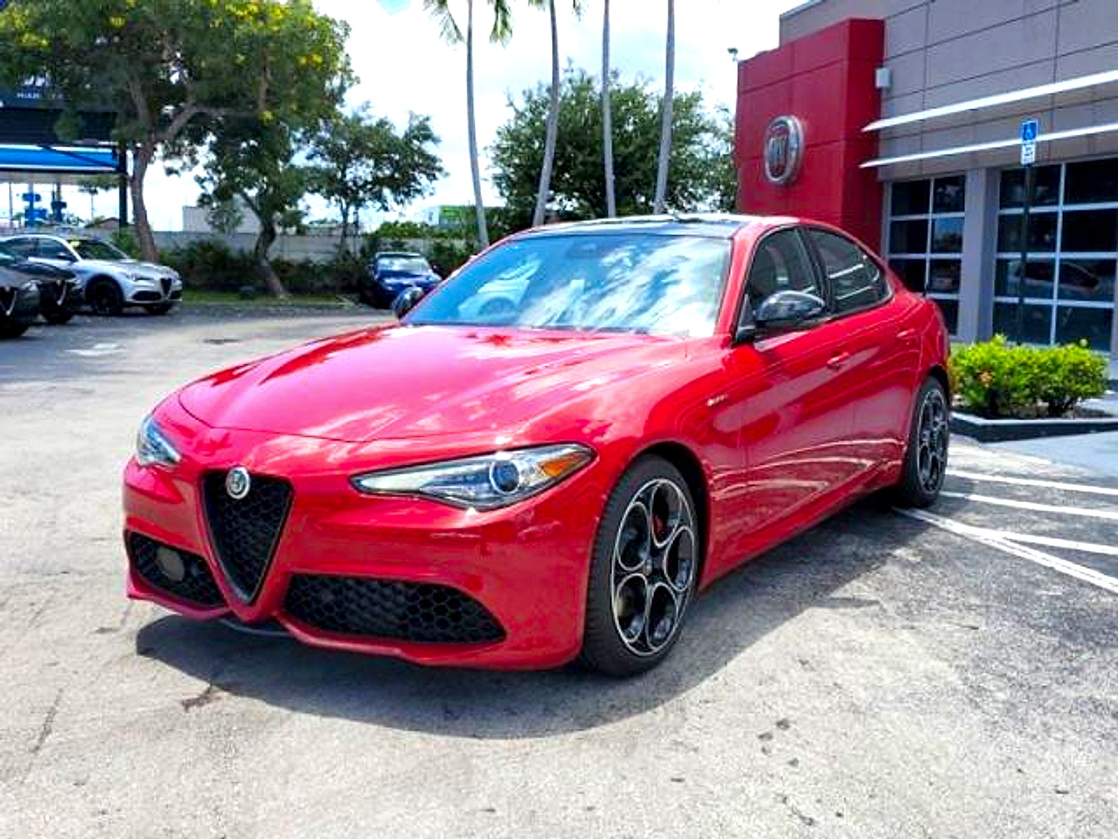 New 2023 Alfa Romeo Giulia Veloce RWD image 3