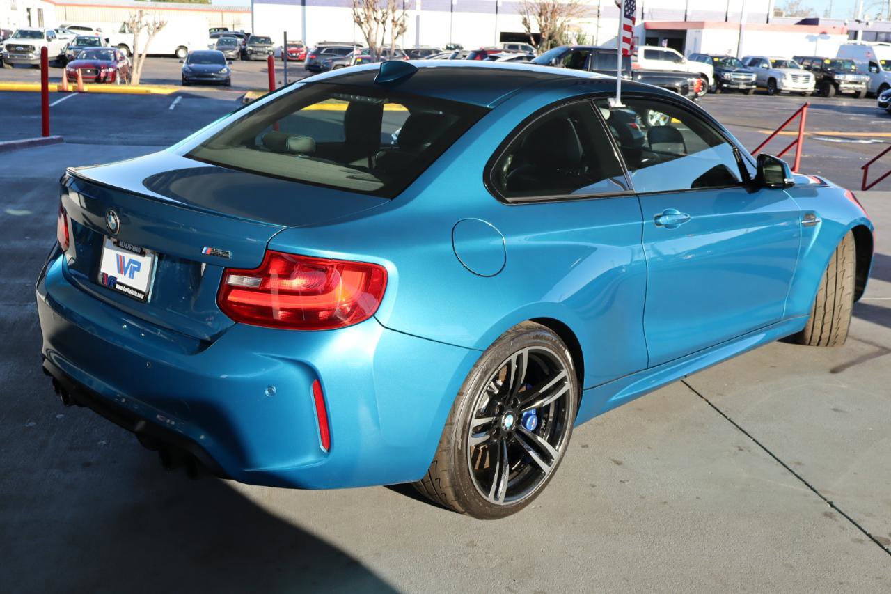 Used 2017 BMW M2 image 5