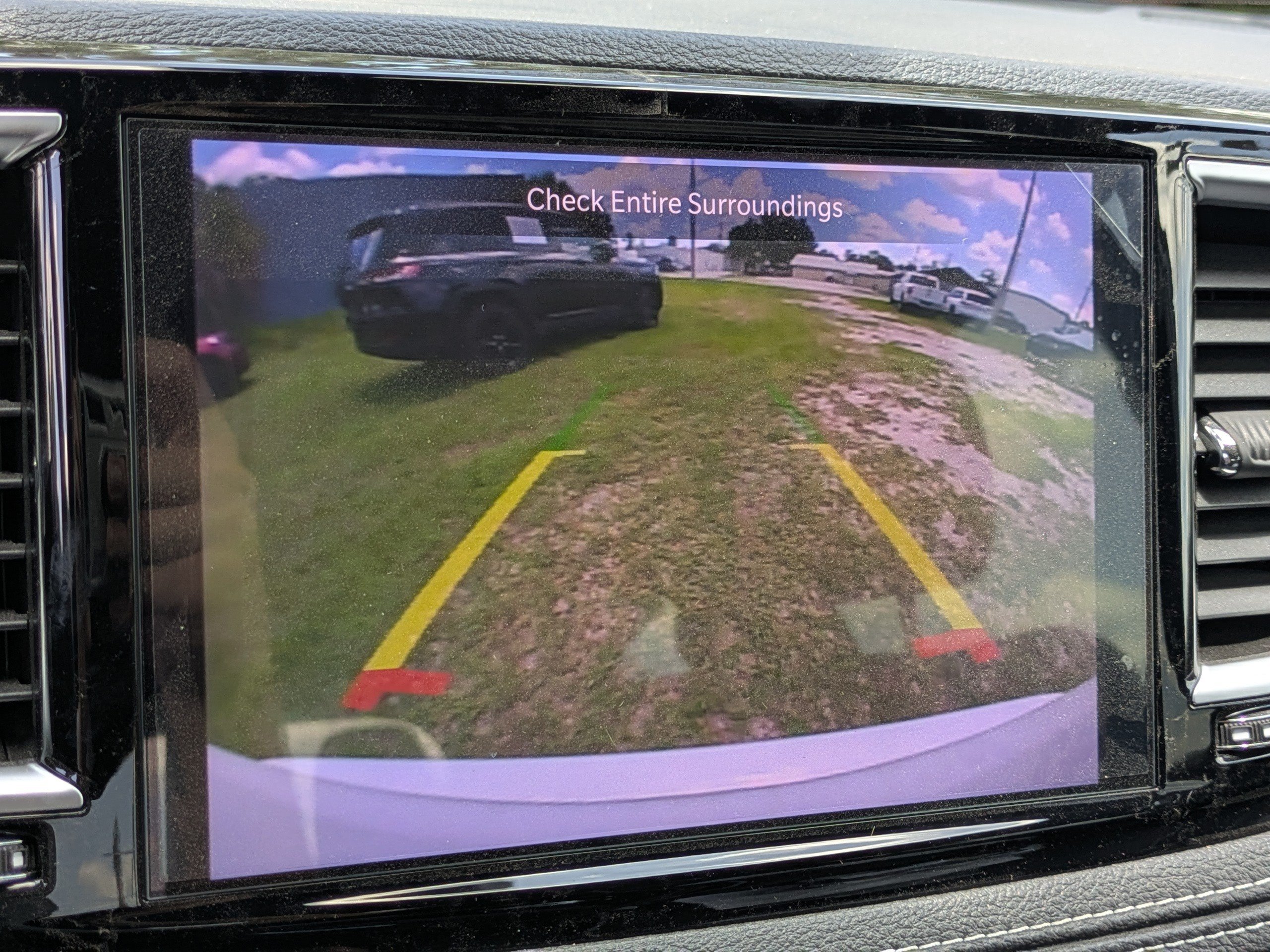 Used 2025 Chrysler Pacifica Limited FWD image 29