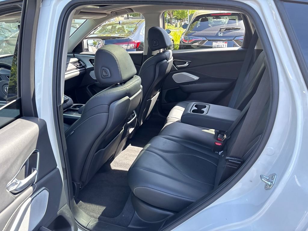 Used 2025 Acura RDX w/ Technology Package image 11