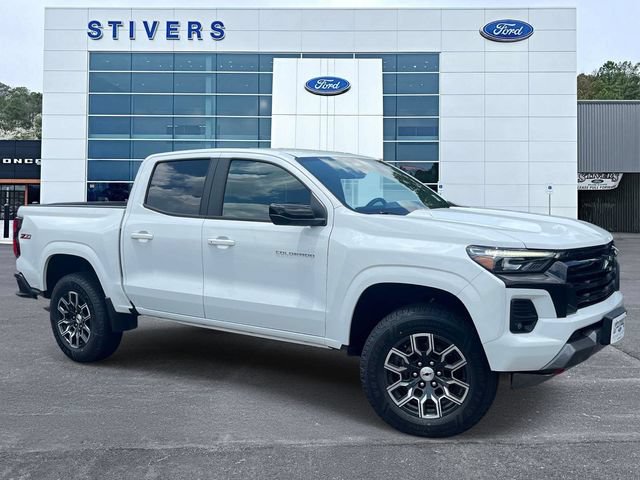 Used 2023 Chevrolet Colorado Z71 w/ Z71 Convenience Package 2