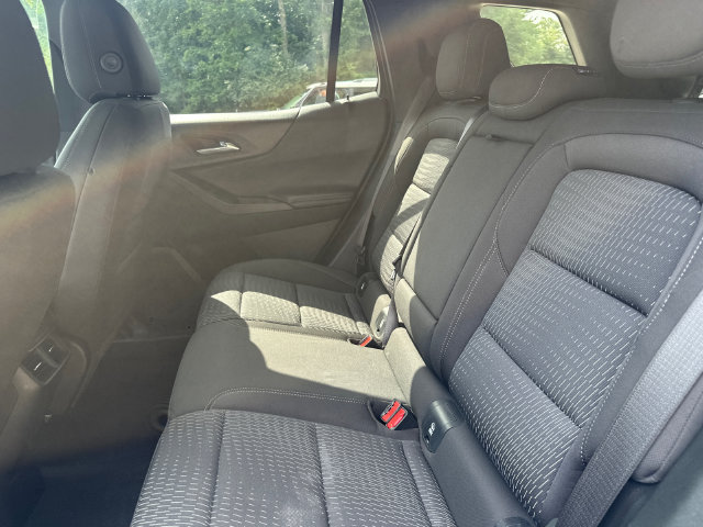 Used 2025 Chevrolet Equinox LT AWD/4WD image 19