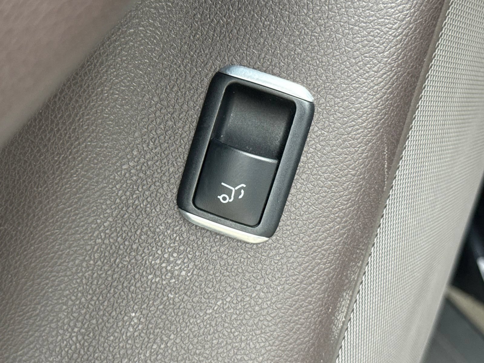 Used 2019 Mercedes-Benz GLS 450 4MATIC image 24