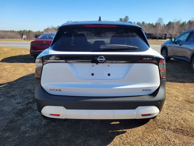 New 2026 Nissan Kicks SV w/ SV Premium Package image 4