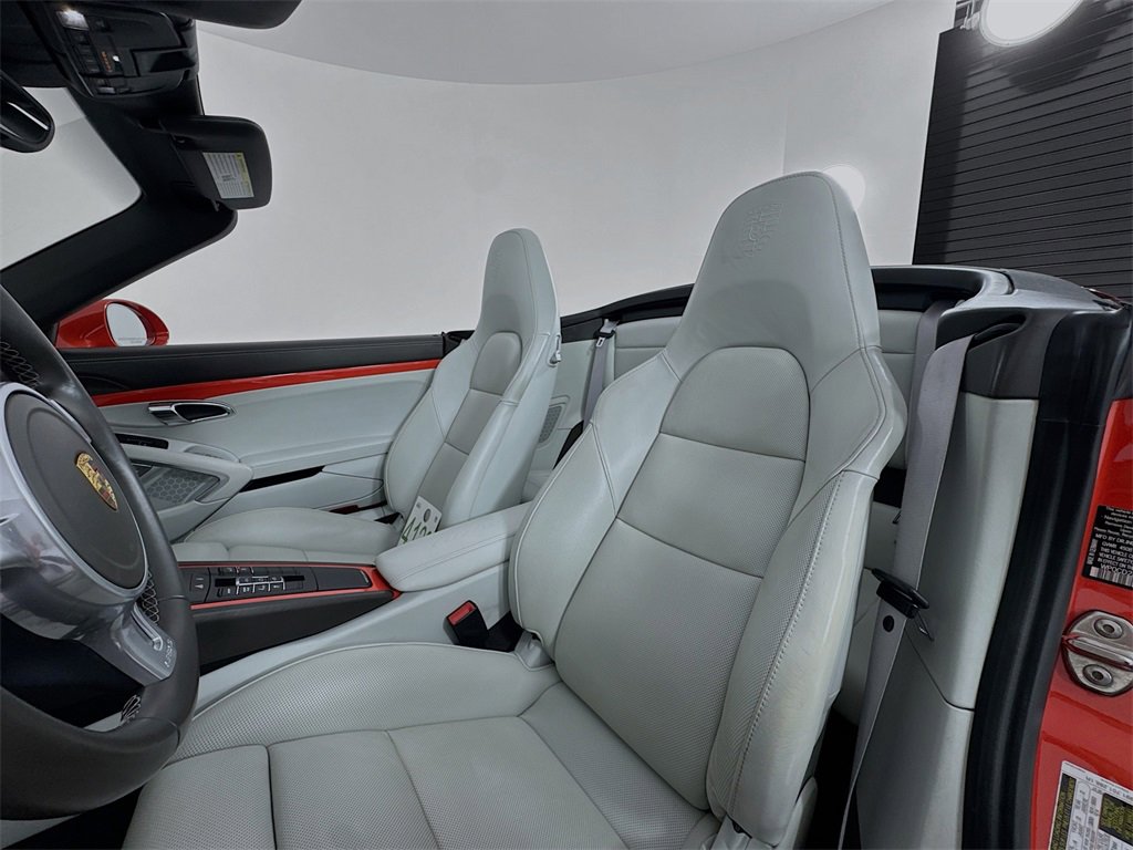 Certified 2016 Porsche 911 Turbo S image 5