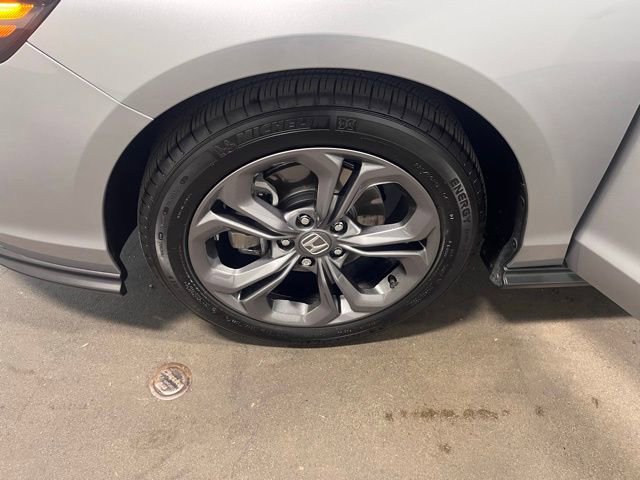 Used 2023 Honda Accord EX image 30