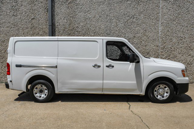 Used 2013 Nissan NV 2500 S w/ Side Curtain Airbag Pkg image 9