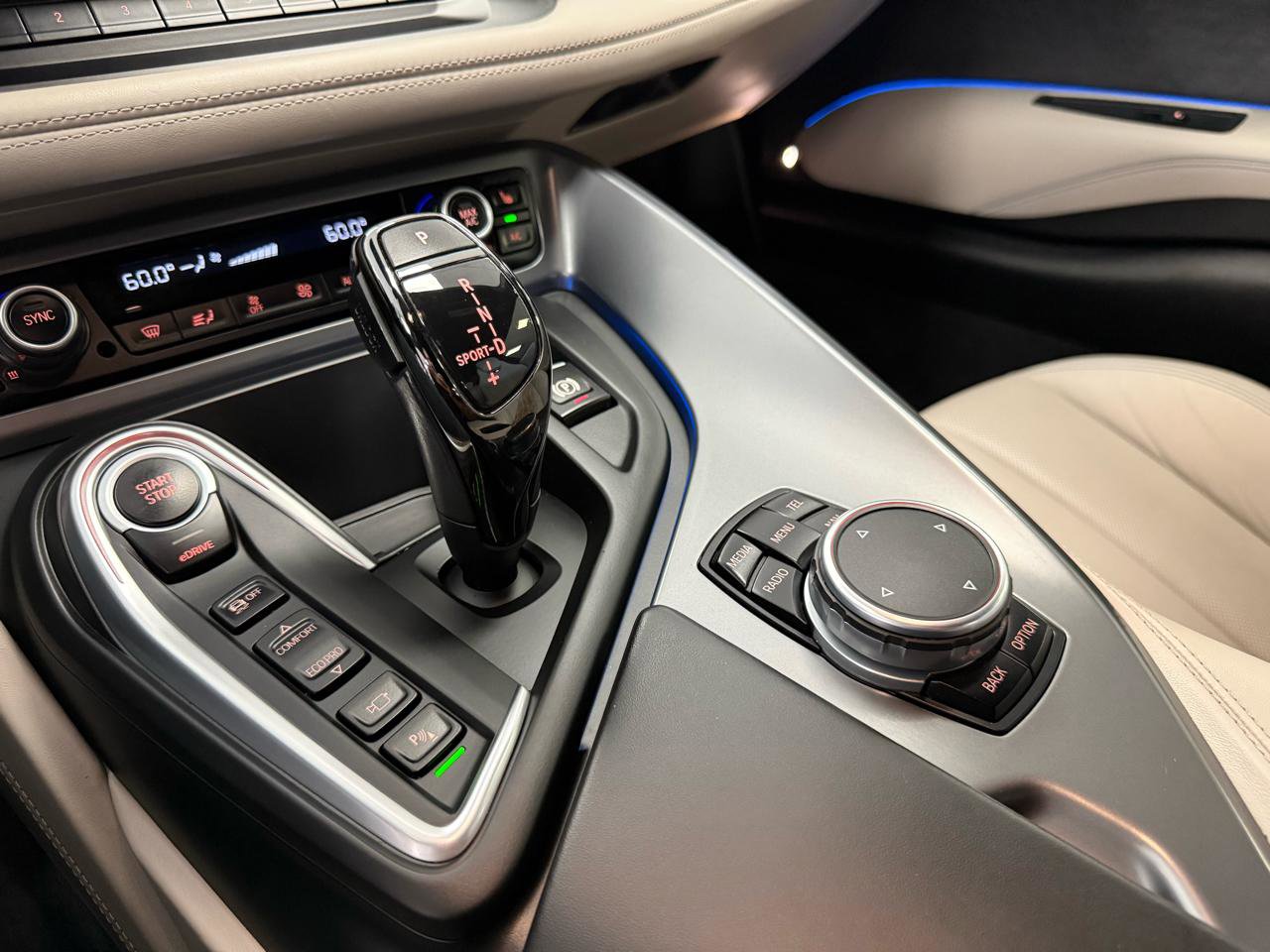 Used 2015 BMW i8 AWD/4WD image 19