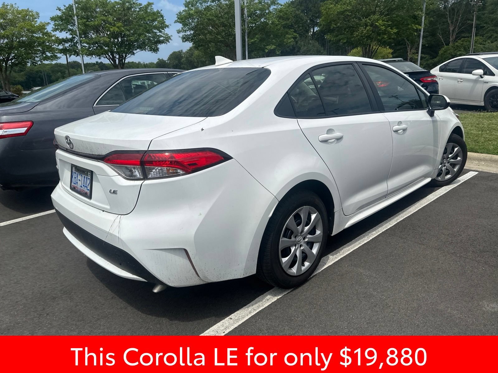 Used 2022 Toyota Corolla LE FWD image 17