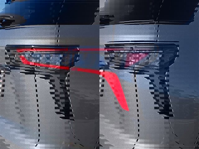 New 2026 Chevrolet Equinox LT w/ Convenience Package II image 11