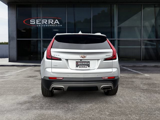 Used 2021 Cadillac XT4 Premium Luxury w/ Cold Weather Package AWD/4WD image 4