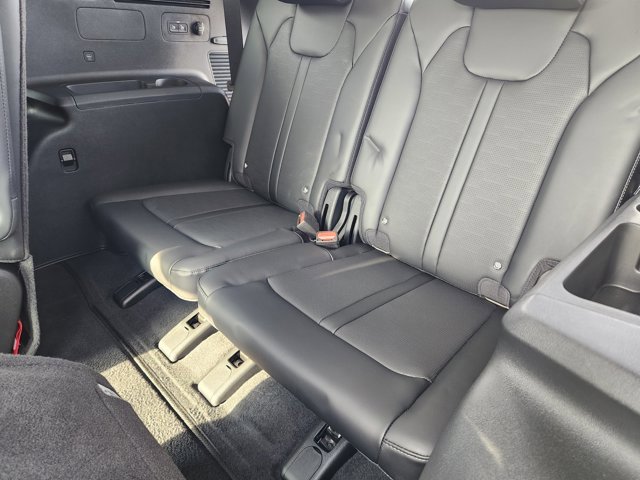 Certified 2025 Kia Sorento SX image 29