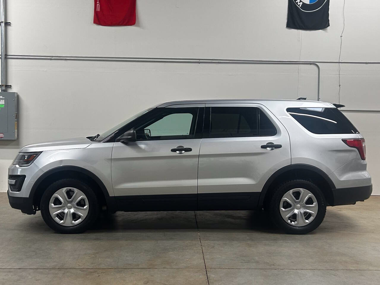 Used 2017 Ford Explorer 4WD Police Interceptor w/ Ready For The Road Package image 1