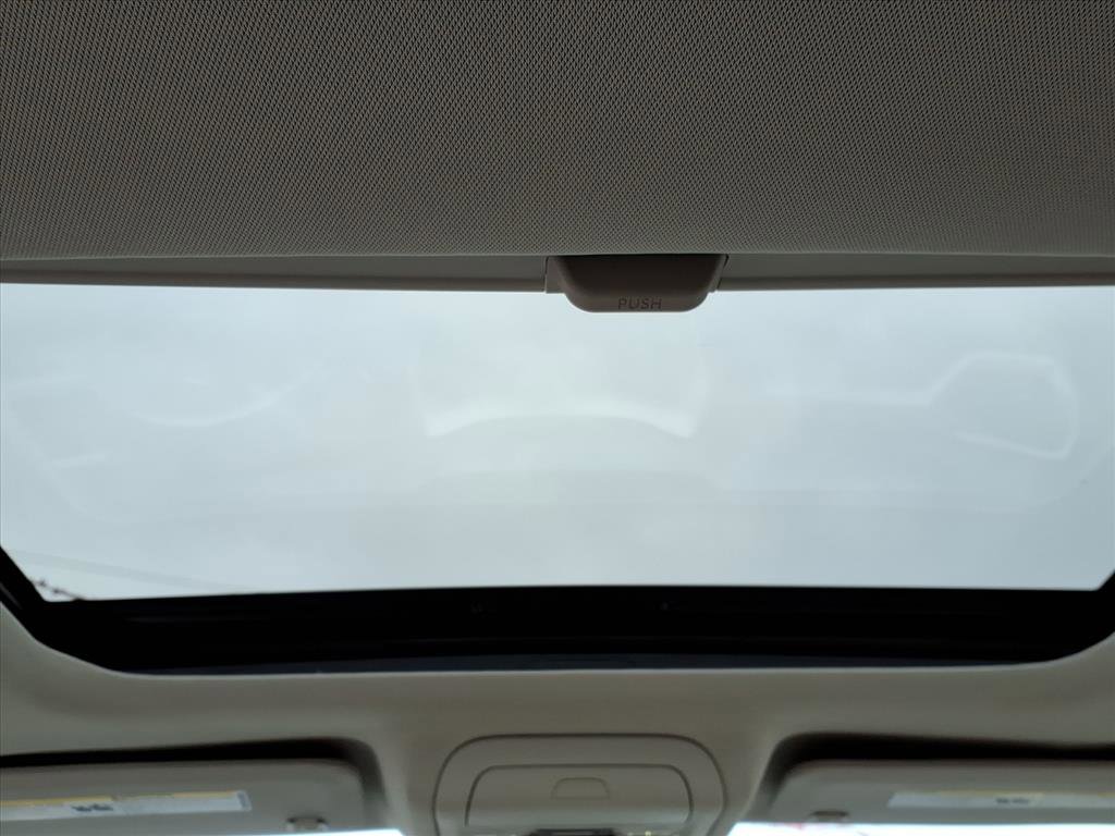 Used 2023 GMC Acadia Denali w/ Denali Technology Package image 20