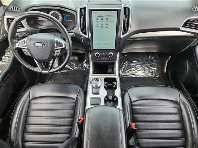 Used 2024 Ford Edge SEL AWD/4WD image 16