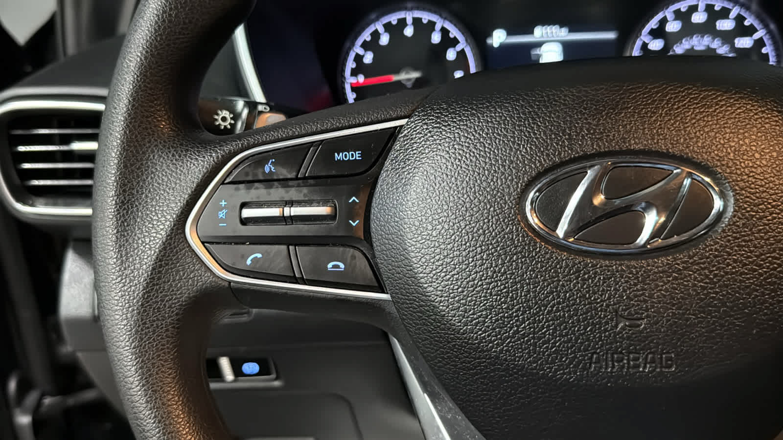 Used 2023 Hyundai Santa Fe SE AWD/4WD image 12