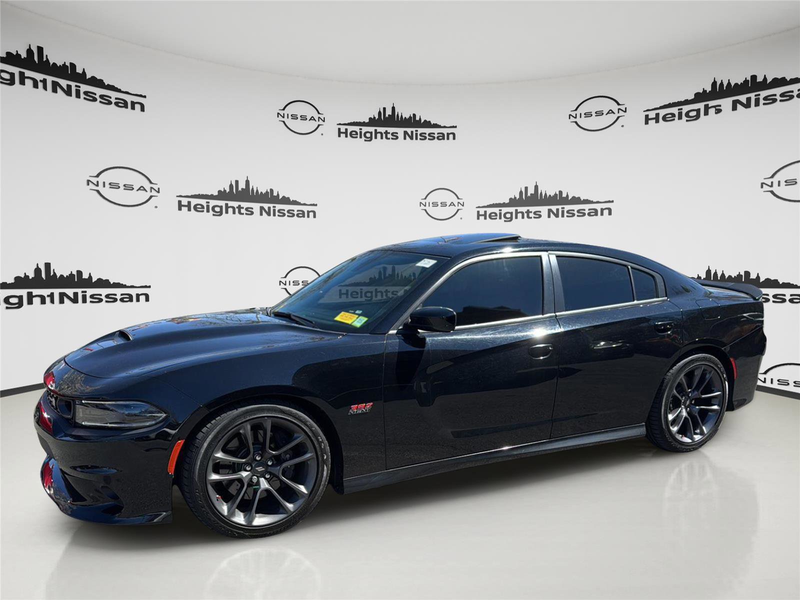 Used 2023 Dodge Charger Scat Pack w/ Plus Group RWD image 2