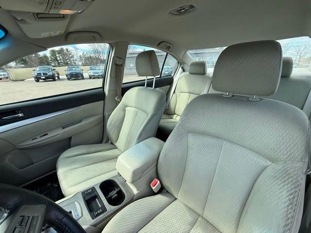 Used 2011 Subaru Legacy 2.5i Premium w/ All-Weather Pkg image 8