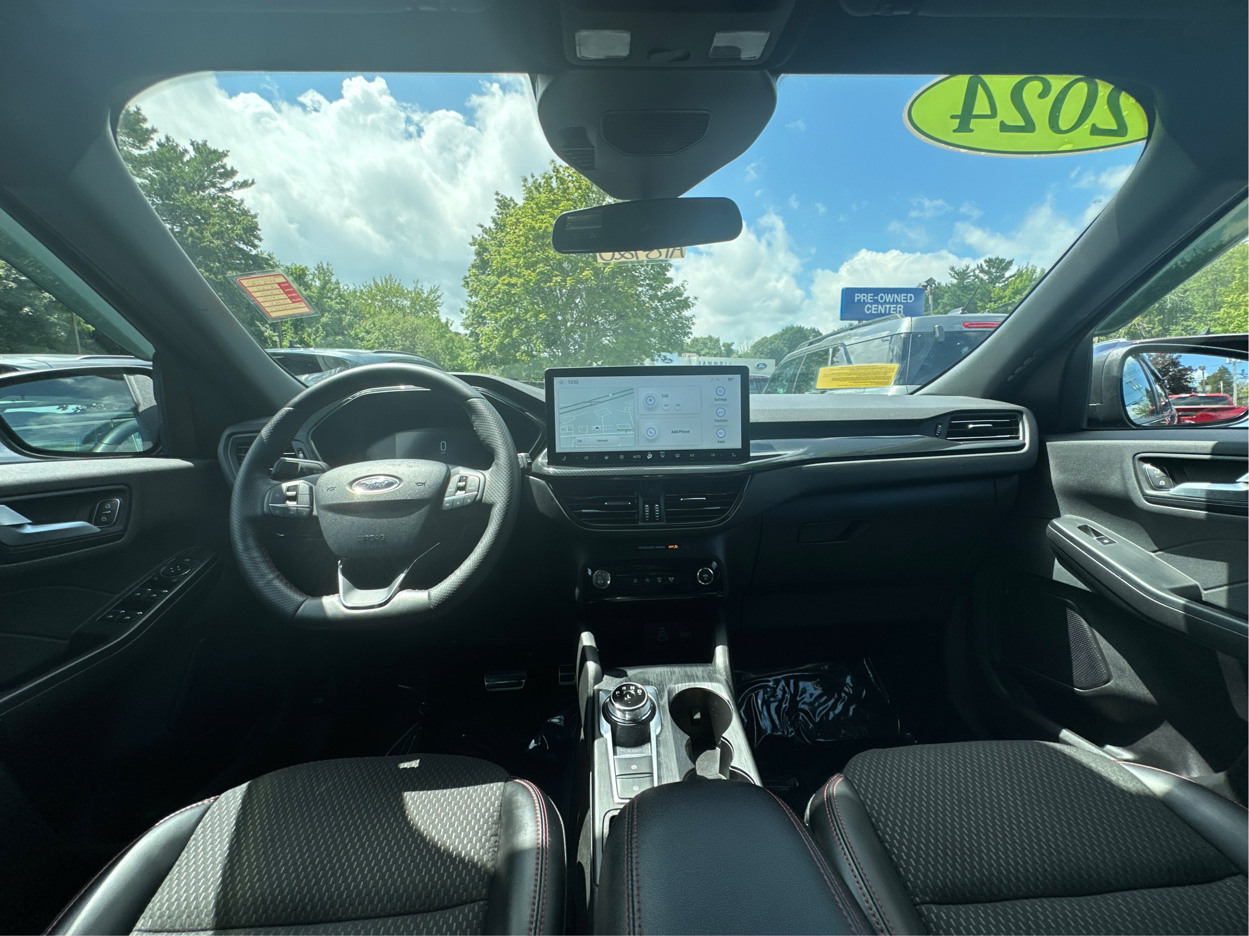Used 2024 Ford Escape ST-Line w/ Tech Pack #1 AWD/4WD image 26